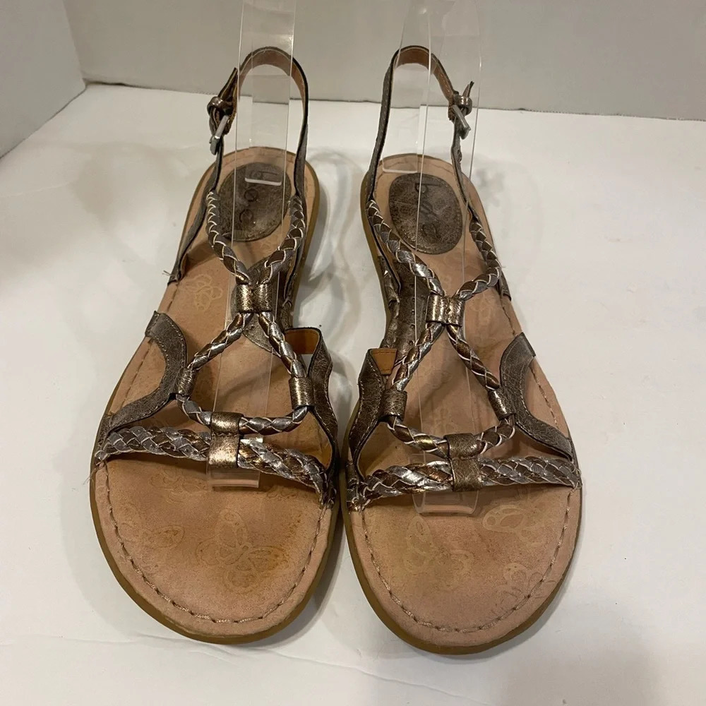 b.o.c gold braided strappy sandals size 8 M